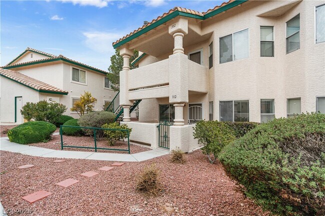 Building Photo - 1409 Cinder Rock Dr