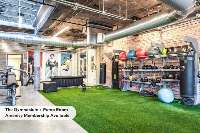 Building Photo - 3408 Gillham