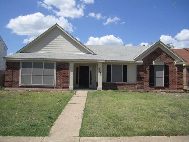 Primary Photo - 2205 Montclair St