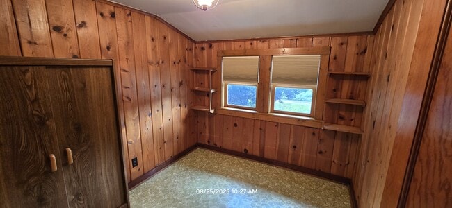 Building Photo - 4729 Carlstrom Rd