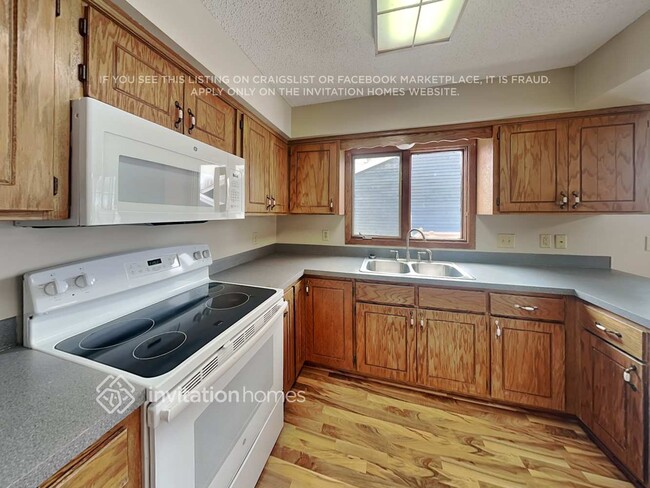 Building Photo - 1370 Willow Creek Ln