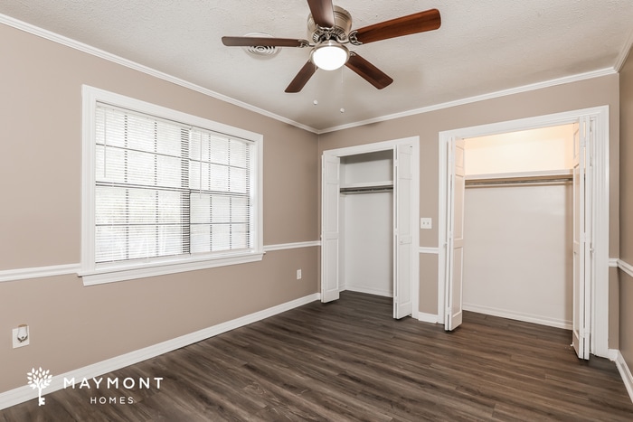 Building Photo - 214 Edinburgh Ct