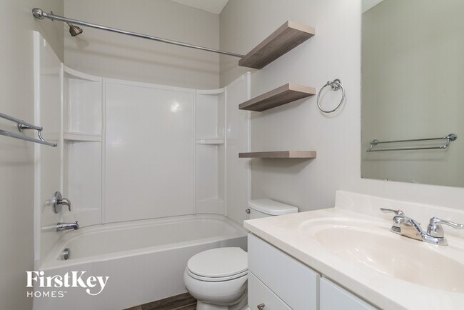 Building Photo - 3962 Snowcreek Dr