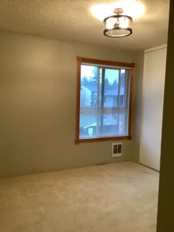 Building Photo - 17431 Ambaum Blvd S