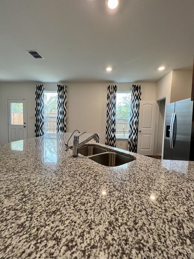 Building Photo - 14839 Vance Jackson Rd