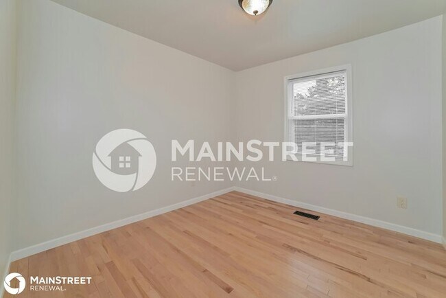 Building Photo - 5706 MATLOCK DR, KNOXVILLE, TN 37921