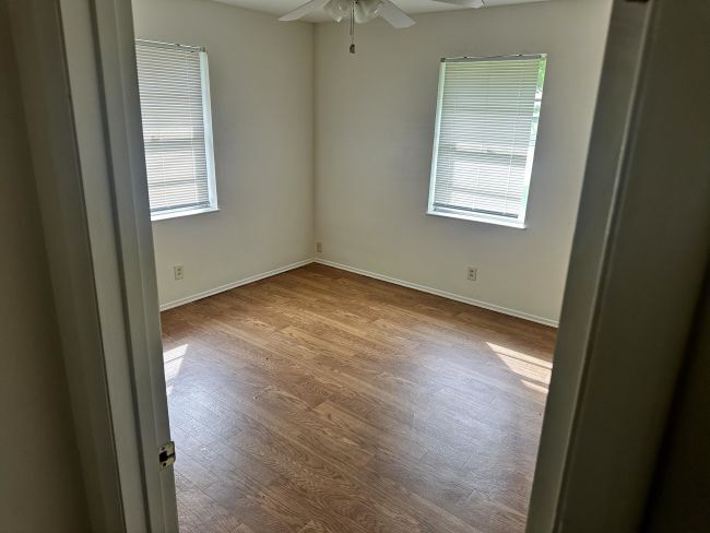 Building Photo - 2322 Kaynell Dr