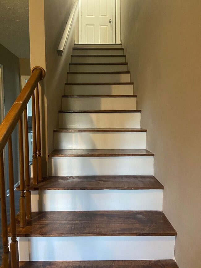 Building Photo - 2119 Grider Pond Rd