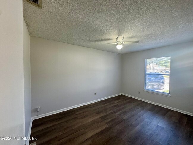 Building Photo - 8846 Cavender Dr