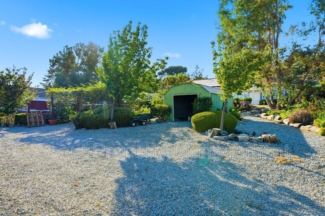 Building Photo - 30605 De Portola Rd