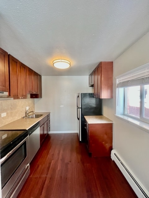 Building Photo - 1345 Monroe St