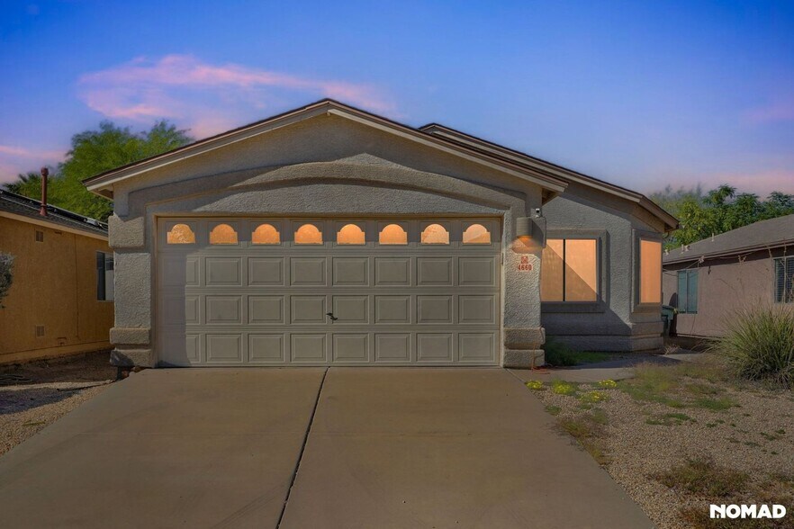 Building Photo - 4660 S Valley Rd