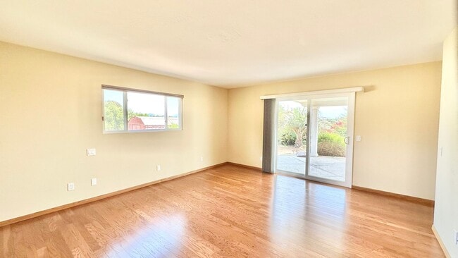 Building Photo - Amazing Location & Sprawling Country Living at its Very Best in this Beautiful Single-Story Home ...