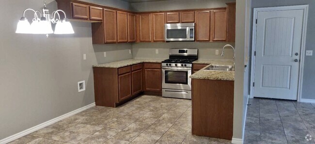 Building Photo - 125 Ashley Drive
