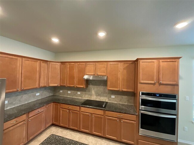 Building Photo - 3451 Mayfield Ranch Blvd