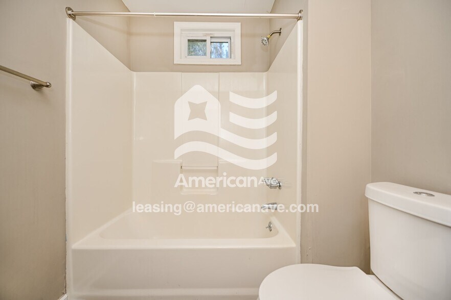 Building Photo - 4029 Shearwater Ct