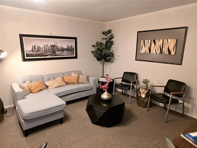 Building Photo - 2612 Custer Pkwy