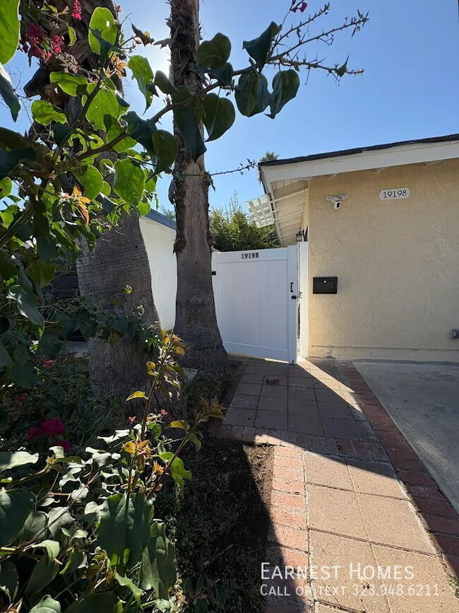 Building Photo - 19198 Erwin St