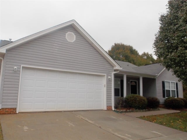 Primary Photo - 21 Fishing Run Court