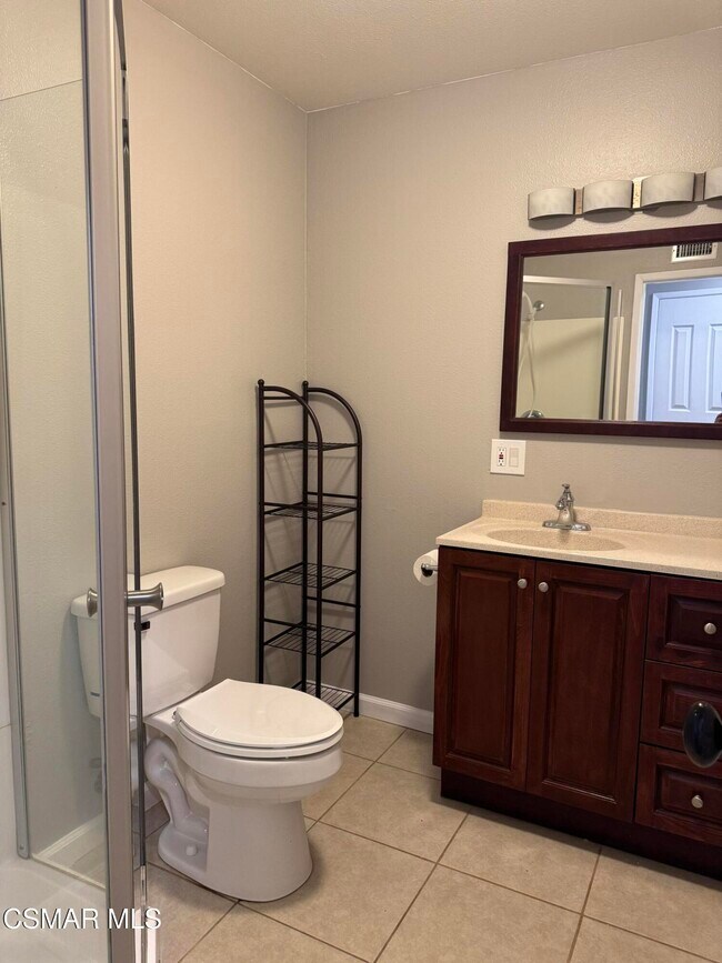 Building Photo - 3429 Henry Dr