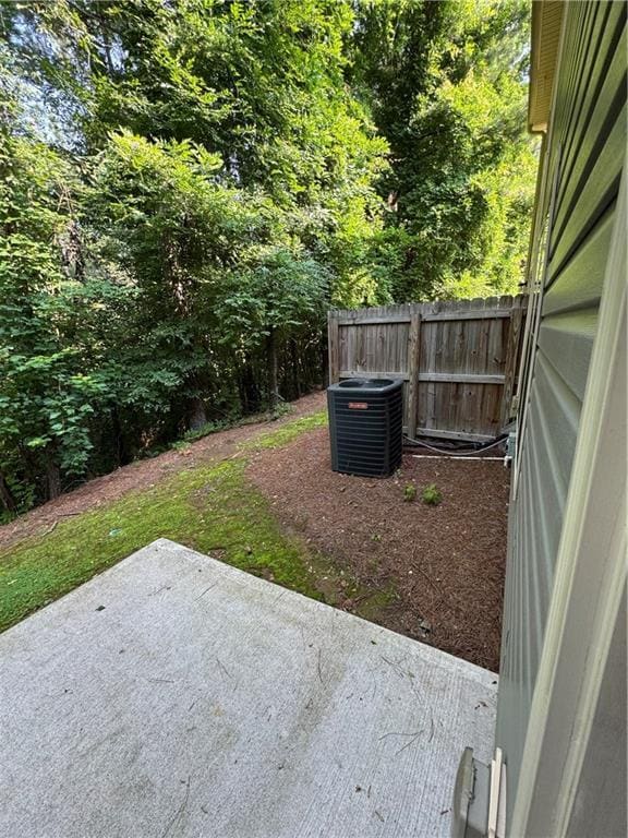 Building Photo - 692 Oakside Pl