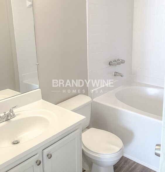 Building Photo - 2259 Hampton Dr