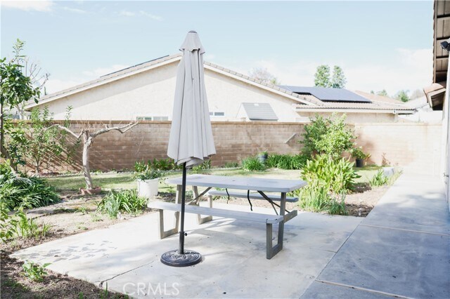 Building Photo - 183 S Starflower St