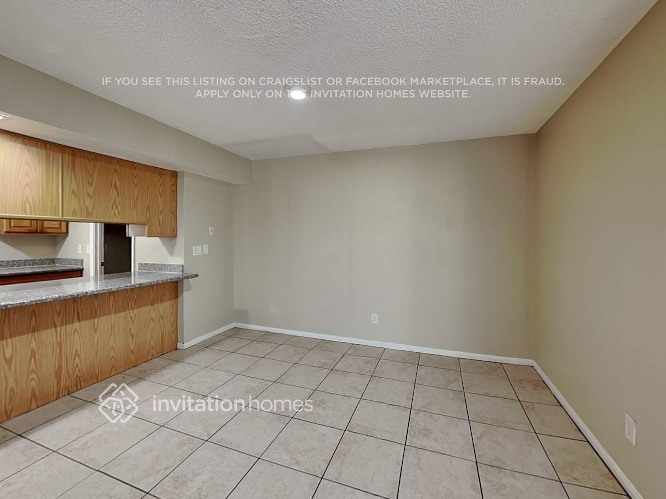 Building Photo - 5746 N 41st Dr