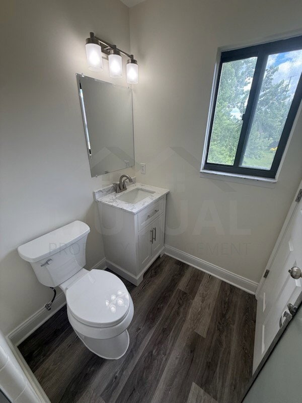 Building Photo - 1560 Meadowside Dr