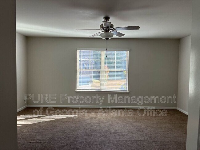 Building Photo - 305 Nutwood Trce