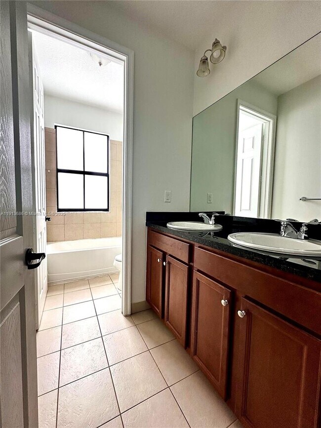 Building Photo - 5265 Beckton Rd