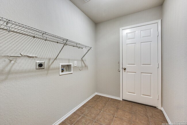 Building Photo - 308 Lonestar Gait