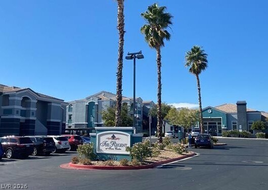 Building Photo - 6955 N Durango Dr