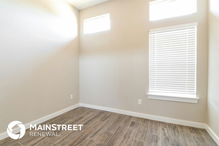 Building Photo - 11351 Paradise Out Ln