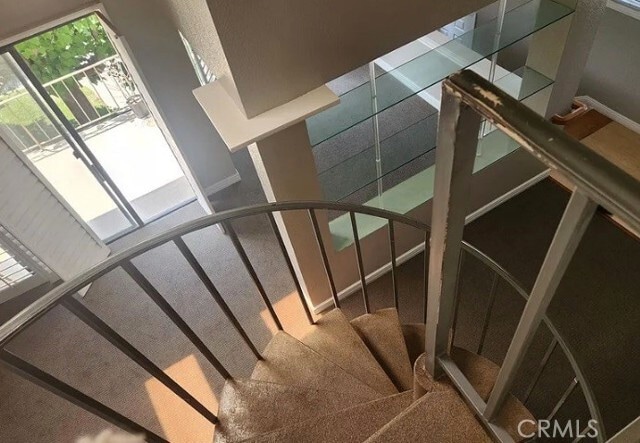 Building Photo - 2247 Martinique Ln