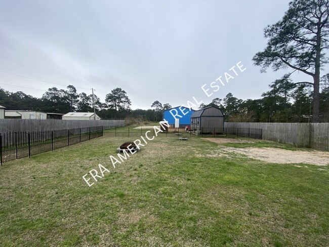 Building Photo - **PRICE REDUCED**