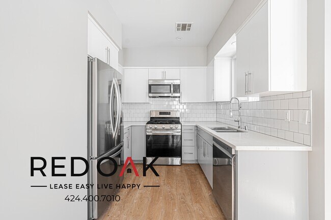 Building Photo - 4506 Esmeralda St