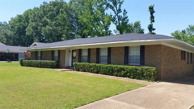 Primary Photo - 8050 Neshoba Rd