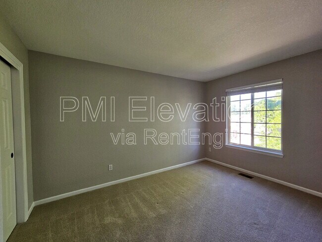 Building Photo - 7101 Mountain Brush Cir
