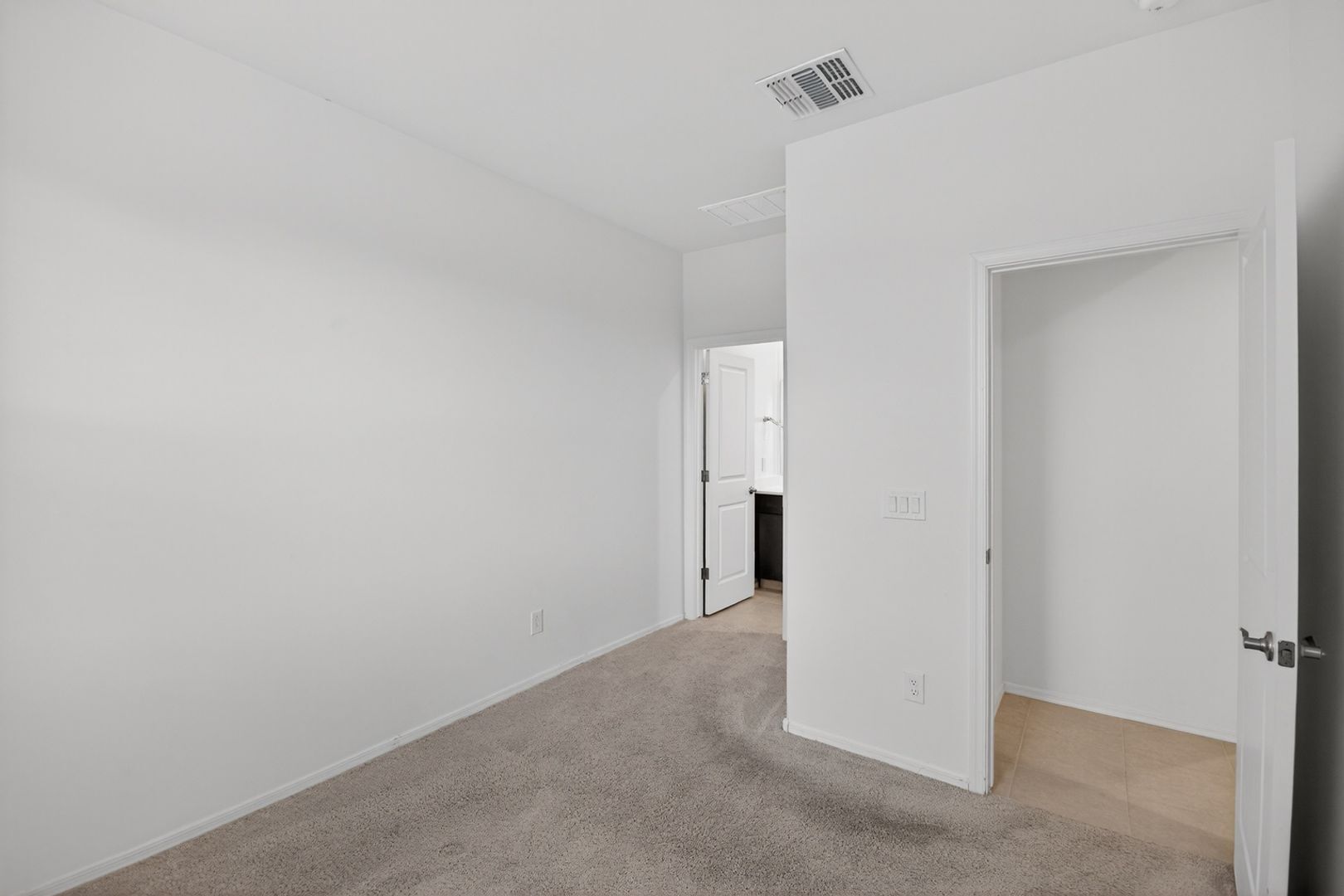 Building Photo - 12750 N Gibbs Ave