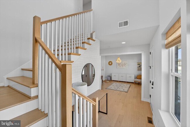 Building Photo - 22129 Clarksburg Rd