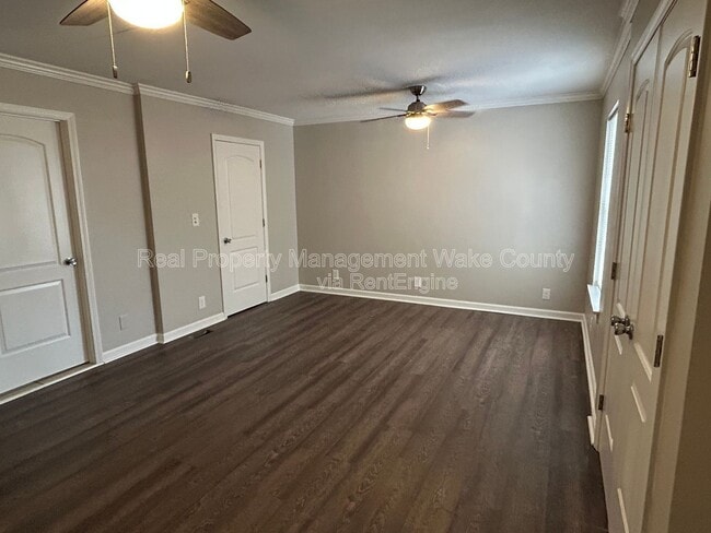 Building Photo - 606 Infinity Rd