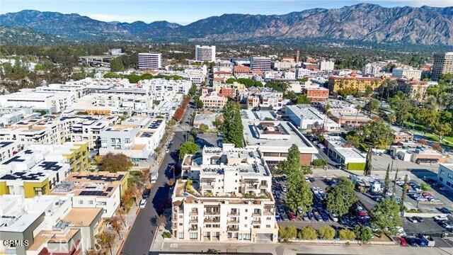 Building Photo - 250 S De Lacey Ave