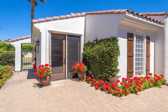 Building Photo - 79365 Mandarina