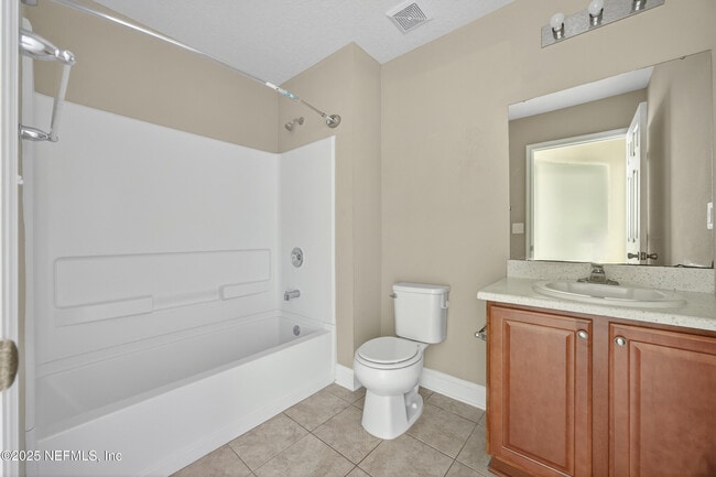 Building Photo - 67 Cres Cove Ct