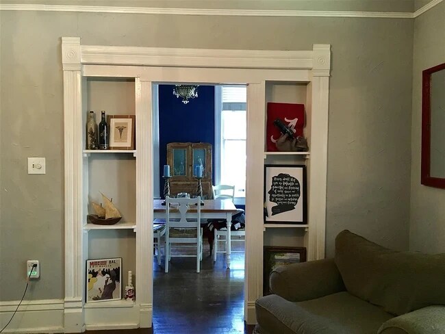 Building Photo - 3421 Northview Dr