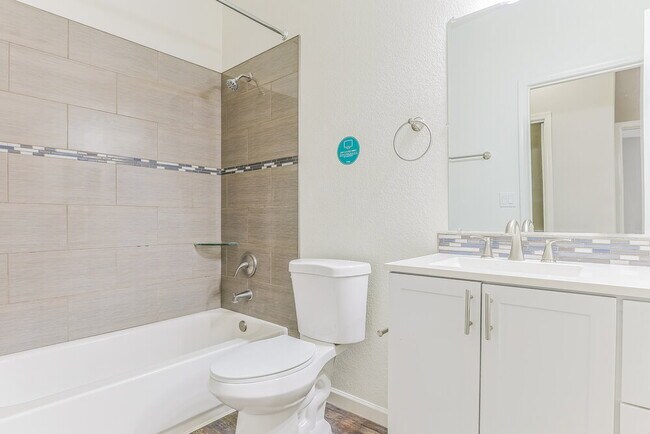 Building Photo - 326 N 103rd Pl