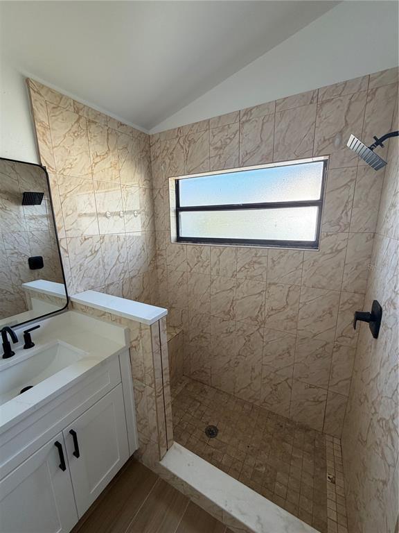 Building Photo - 4352 Sandhurst Dr