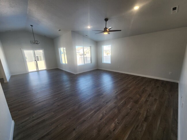 Building Photo - Brand New 4 bedroom in Star