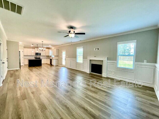 Building Photo - 141 Burnside Dr